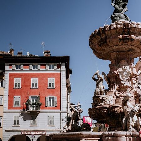 Hotel Venezia Тренто Екстериор снимка
