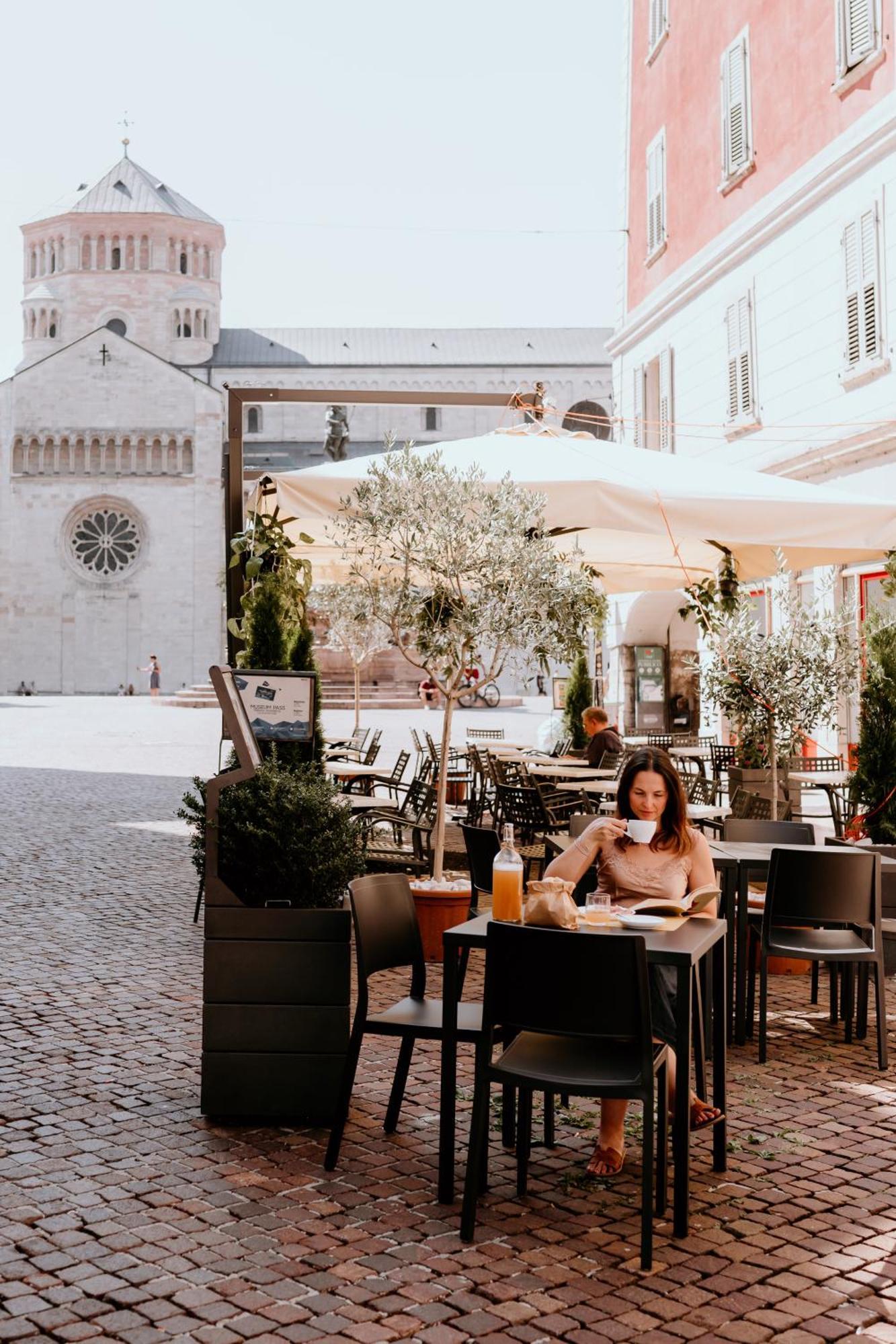Hotel Venezia Тренто Екстериор снимка