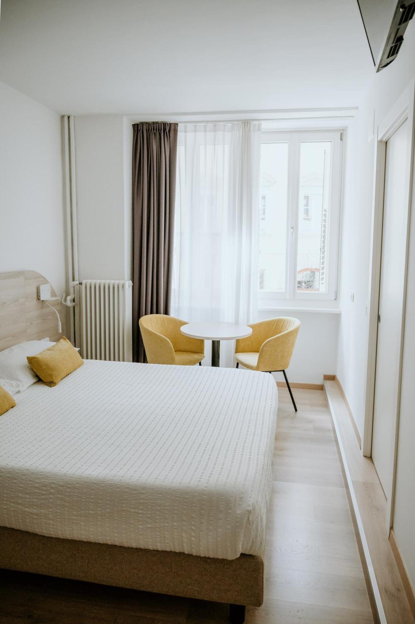 Hotel Venezia Тренто Екстериор снимка