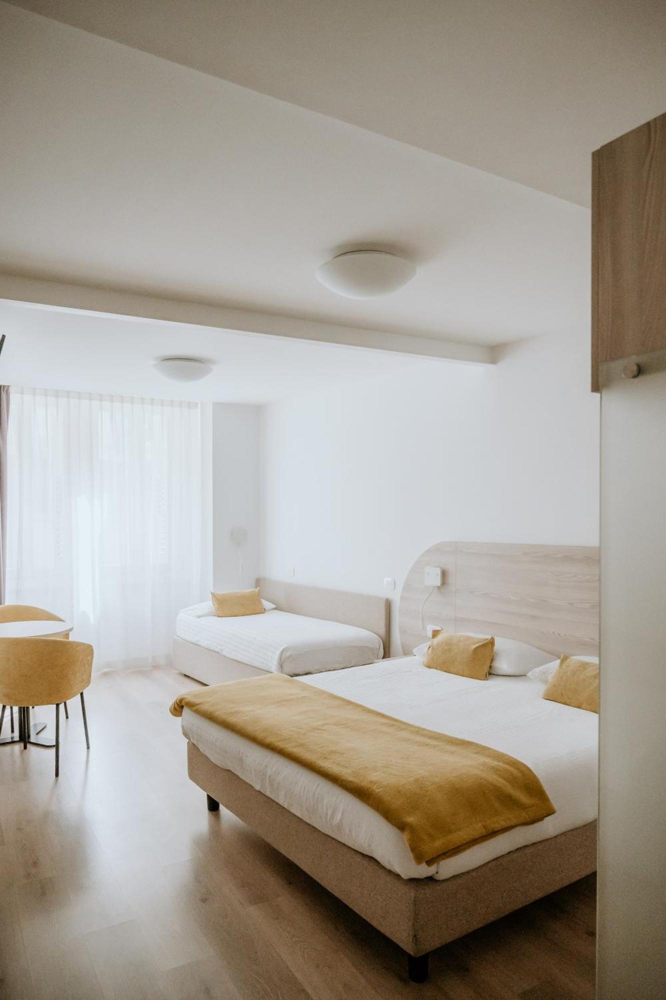 Hotel Venezia Тренто Екстериор снимка
